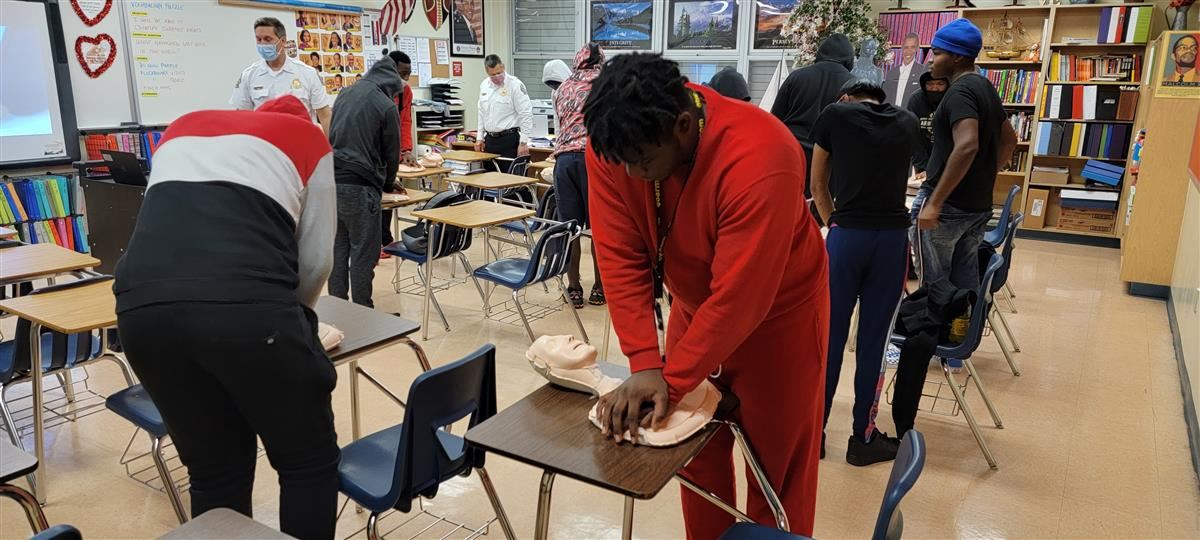 Middle School Academy Learning CPR